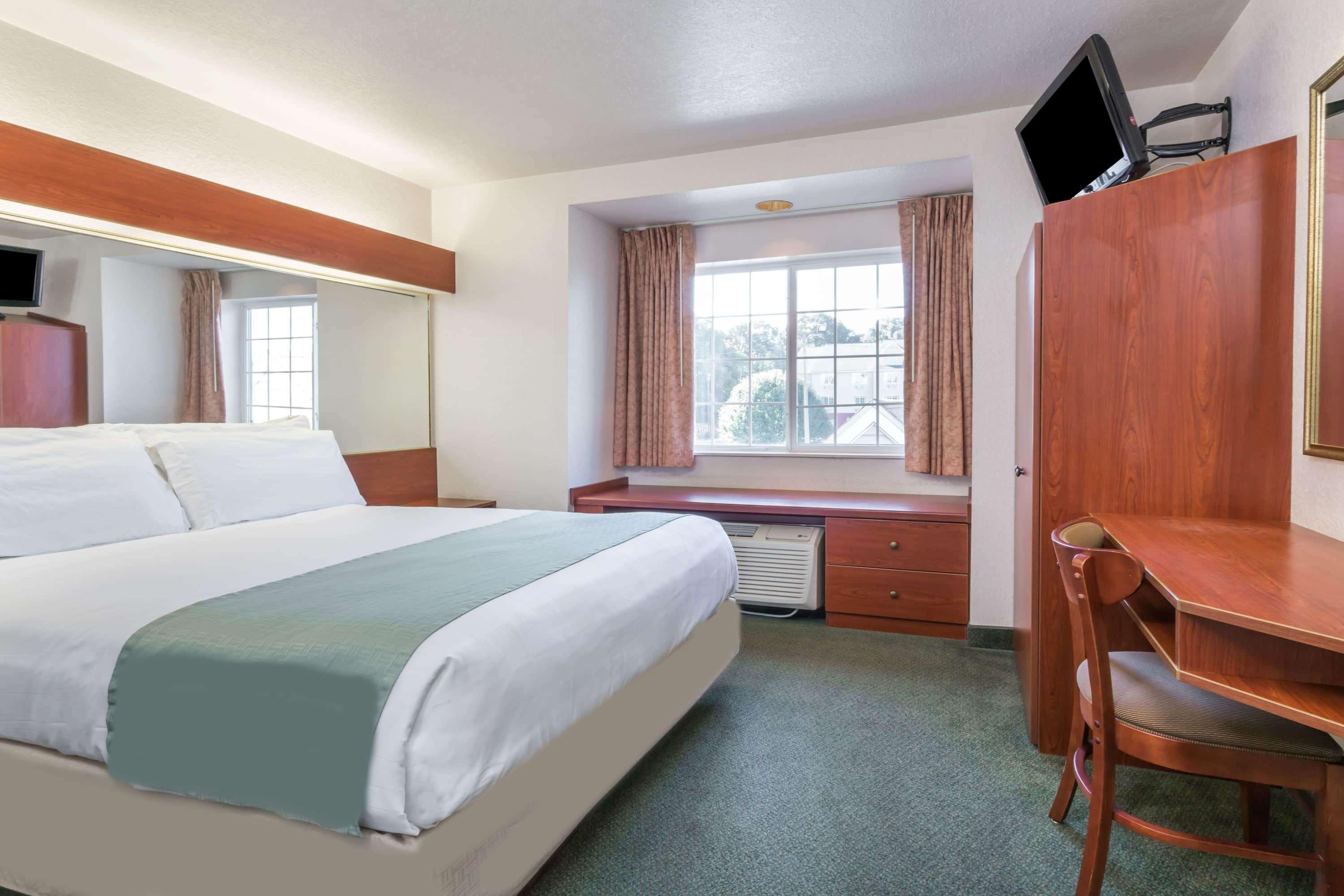 Microtel Inn & Suites Marianna Kültér fotó