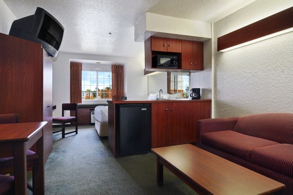 Microtel Inn & Suites Marianna Szoba fotó